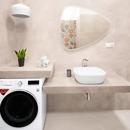 Andos Cozy & Luxury Upgraded Apartments-3